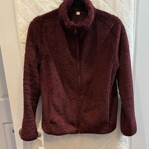 Uniqlo Women's Burgundy Fluffy Fleece Jacket